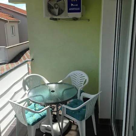 Apartament Kanjski *